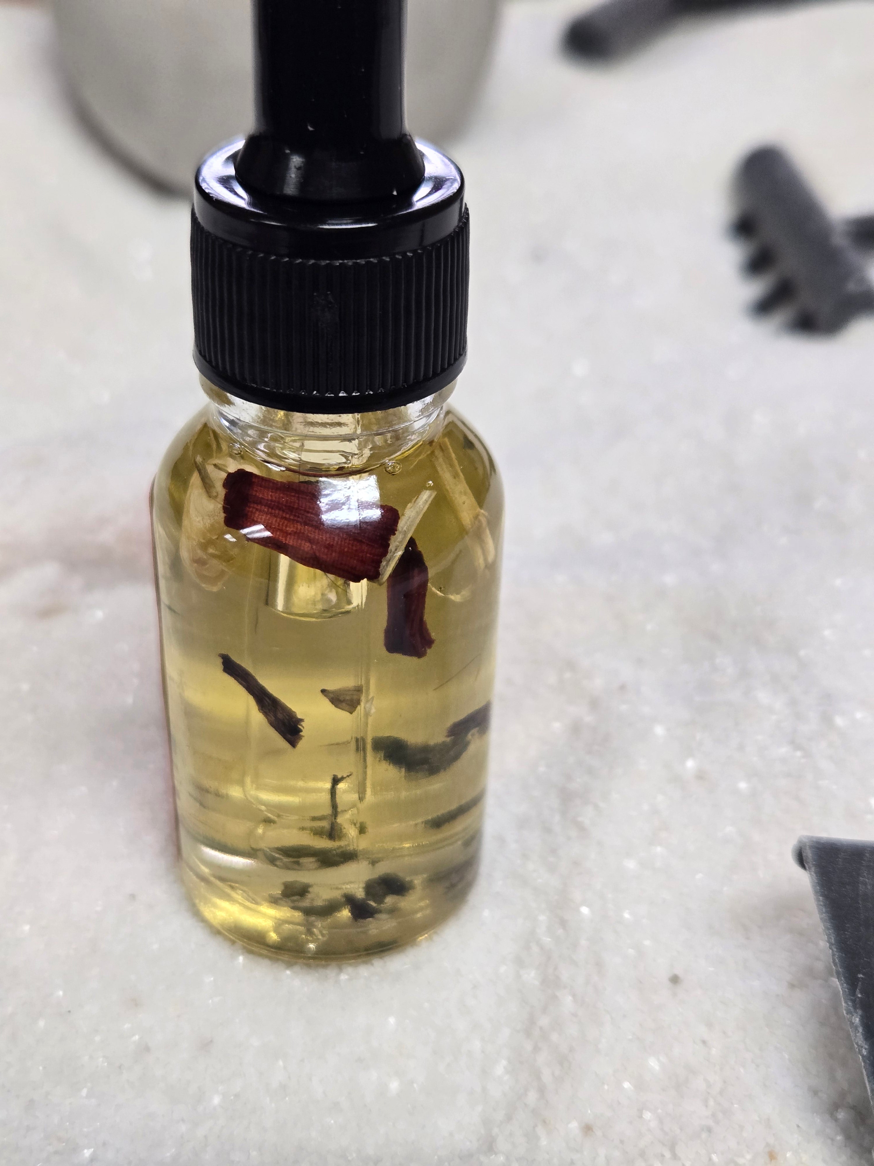 Divination Conjure Oil for spiritual insight and clairvoyance