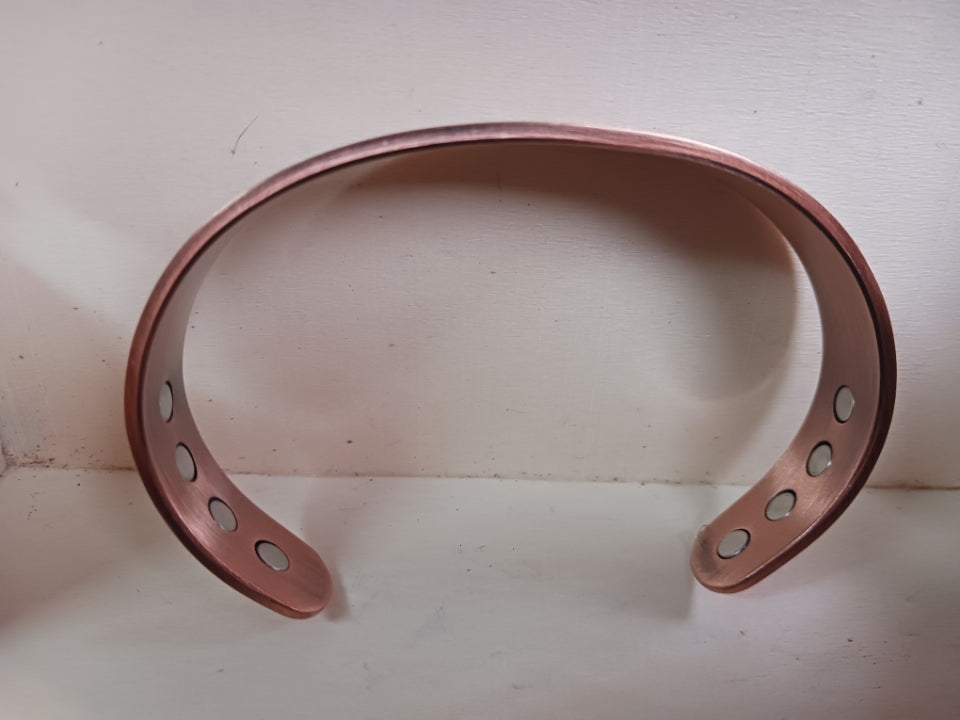 Adjustable copper magnetic cuff bangle with tree of life design and round magnets