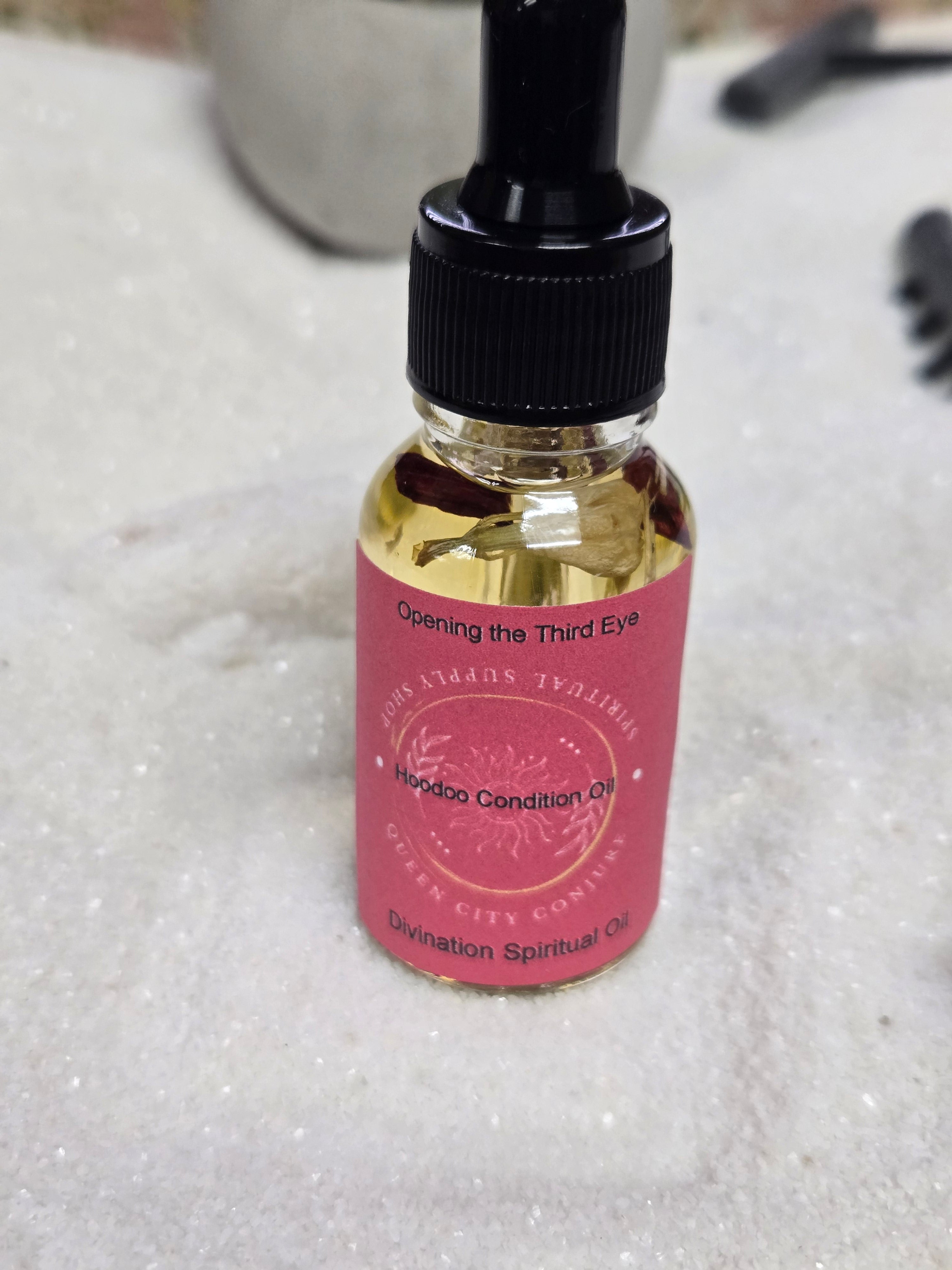 Divination Conjure Oil bottle for enhancing psychic abilities and intuition